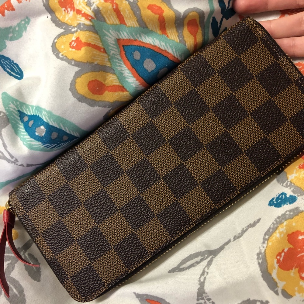 BRAND NEW LOUIS VUITTON WALLET